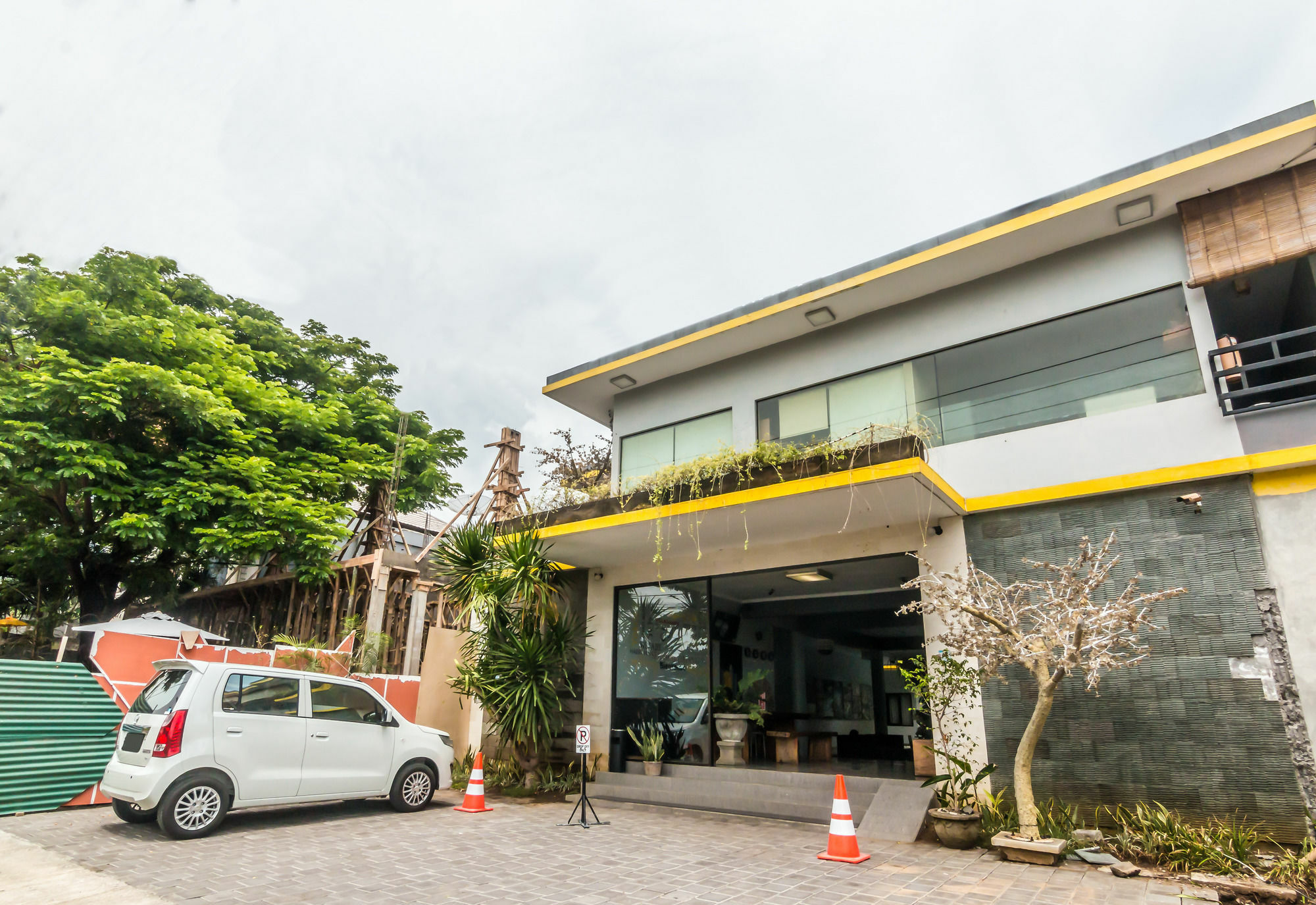 Hotel Zen Legian Dewi Sri 2 3*